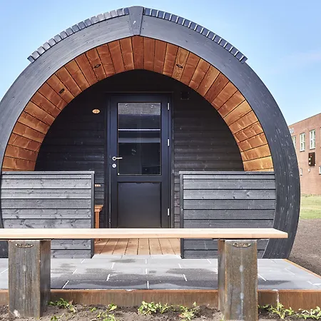 Danhostel Отель *